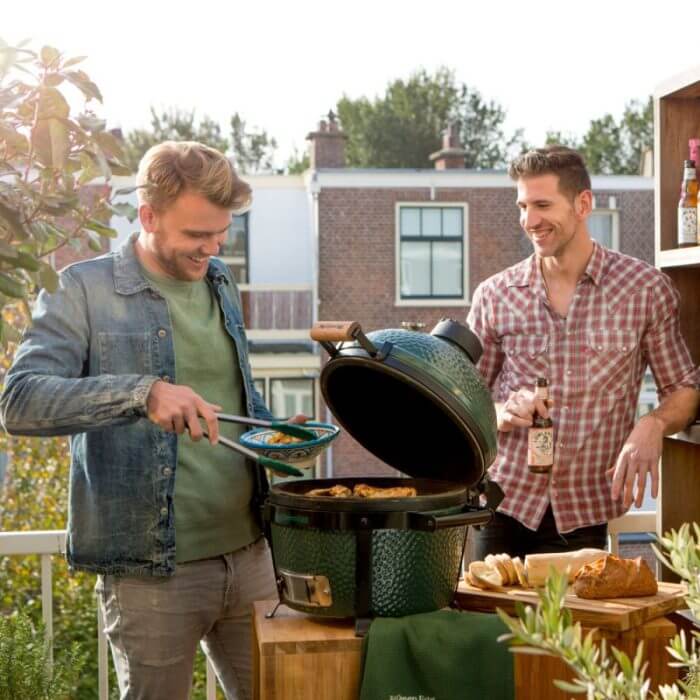 Big Green Egg MiniMax Lifestyle 5