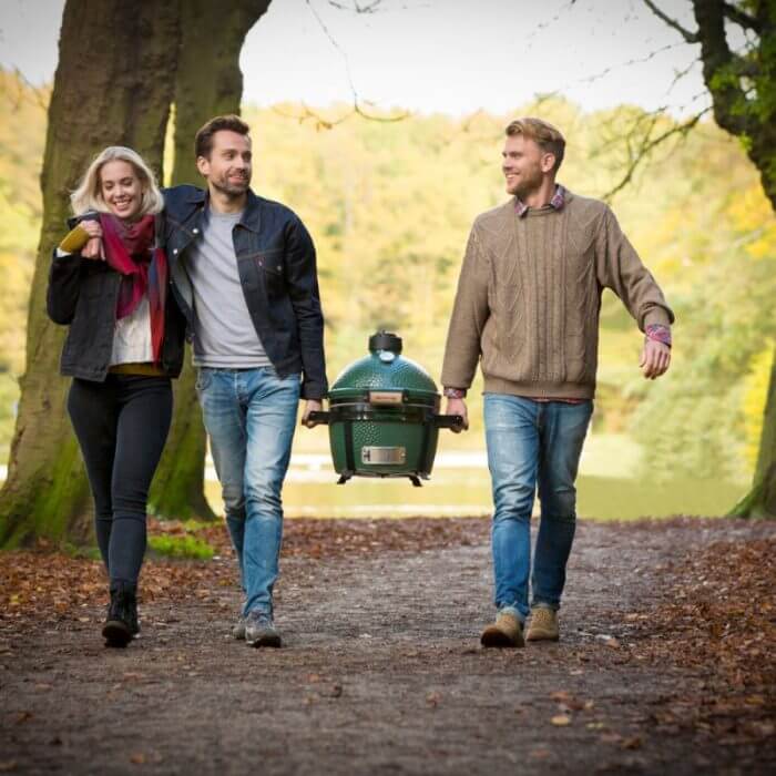Big Green Egg MiniMax Lifestyle 7