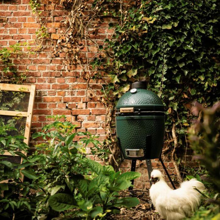 Big Green Egg Small Lifestyle 1
