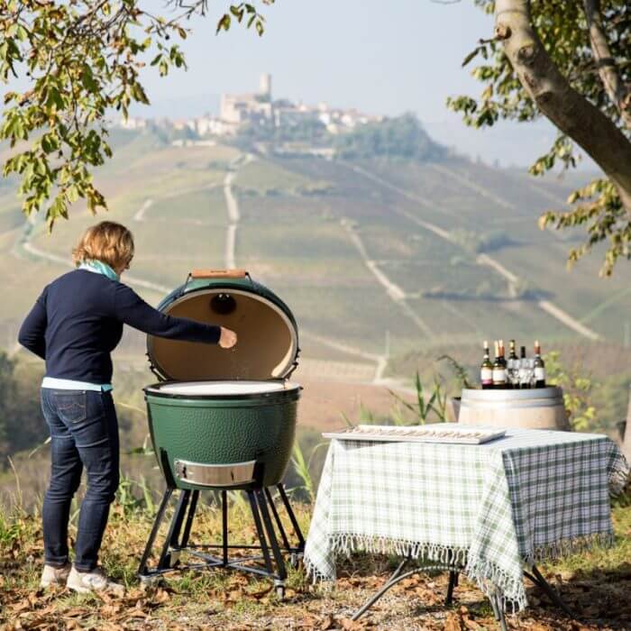 Big Green Egg XLarge Lifestyle 5