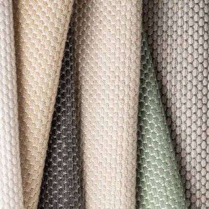 Kolekcja tkanin Wadi. Kolekcja Wadi, Idealnie nadaje się do wygodnych siedzisk i poduszek.