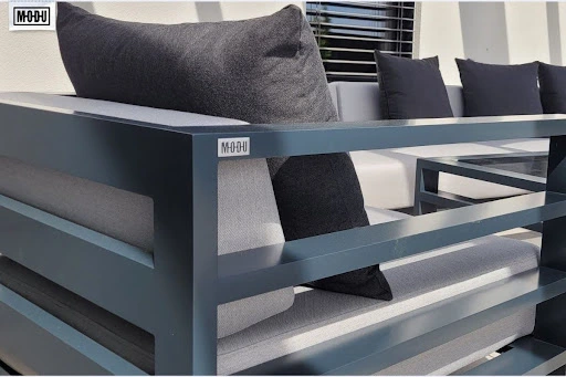 Meble ogrodowe z aluminium